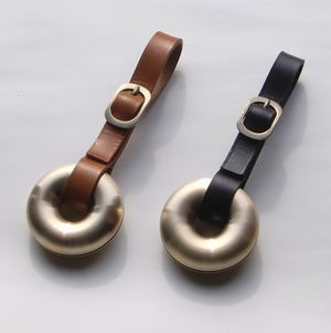 ドーナツ型熊鈴の画像