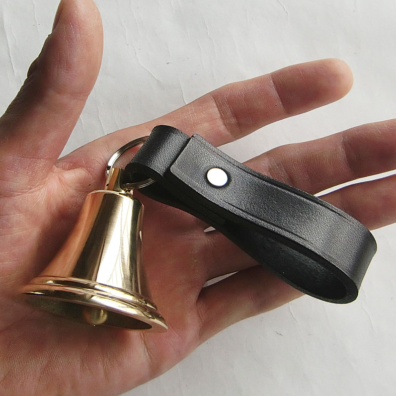 熊鈴カノンのサイズの写真